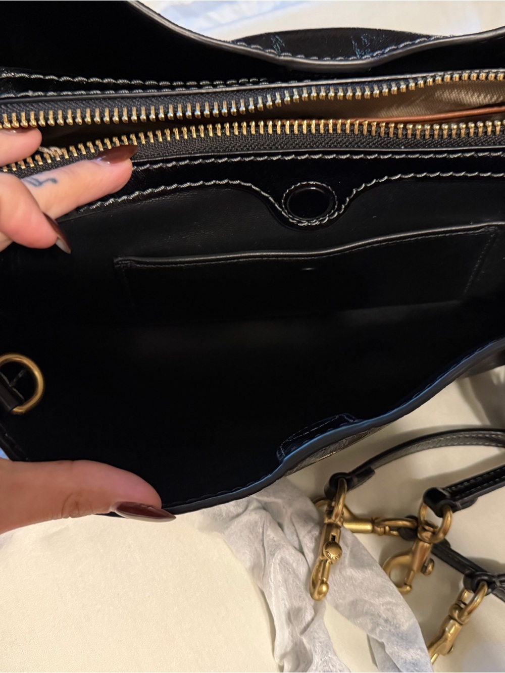 COACH Black glazed rogue 34 Hong Kong exclusive - Picture 7 of 13